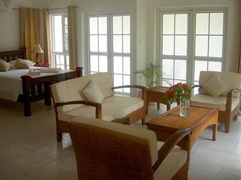 Bord Mer Villa Mahe Island Ngoại thất bức ảnh